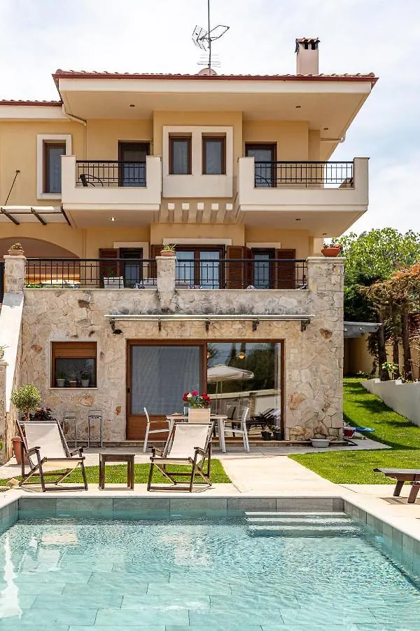 Selia Villa ペフコホリ